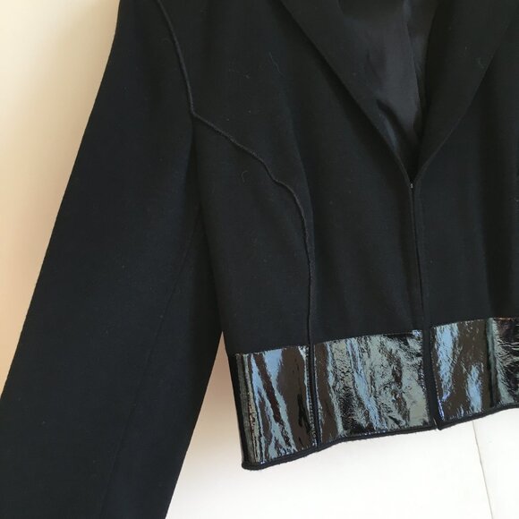 90s Vintage Virgin Wool + Patent Leather Cropped Black Blazer Jacket - Picture 3 of 15